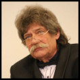 Elhunyt Molnár László